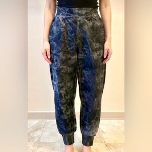 Lululemon Align high rise Black Gray Tie-Dye Track Pants & Joggers Size 14